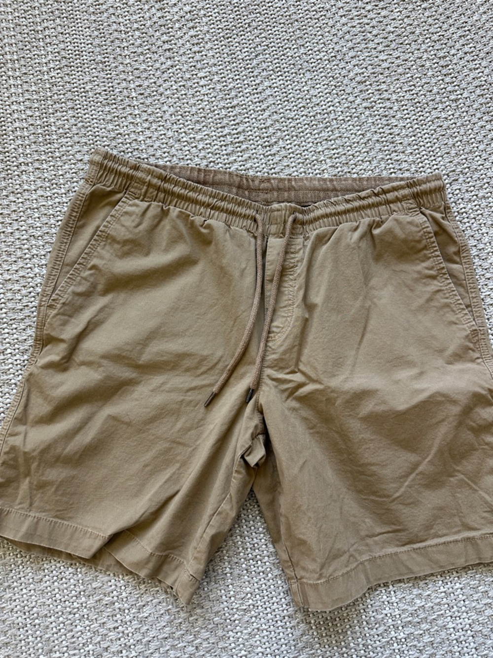 Men's Athletic Drawstring Shorts in Khaki